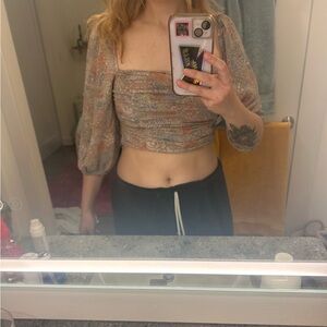 Aritzia Wilfred cropped off shoulder top